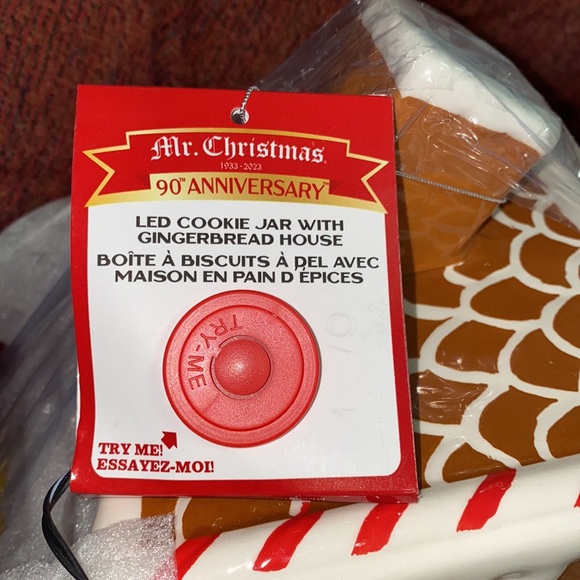 9.5" Ceramic Lit Gingerbread House Cookie Jar by Mr. Christmas. - Picture 3 of 7